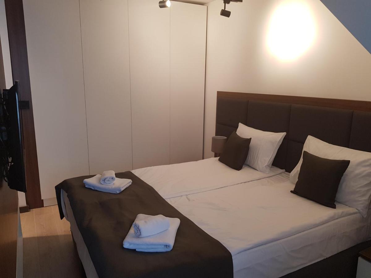 Family Apartmans Harry- Apartmans Of The Apart Hotel & Spa Zoned, Kopaonik - Special Benefit, Children Up To 13 Years Of Age Accompanied By Two Adults Stay For Free-Parking-Breakfast-Pool&Spa 外观 照片